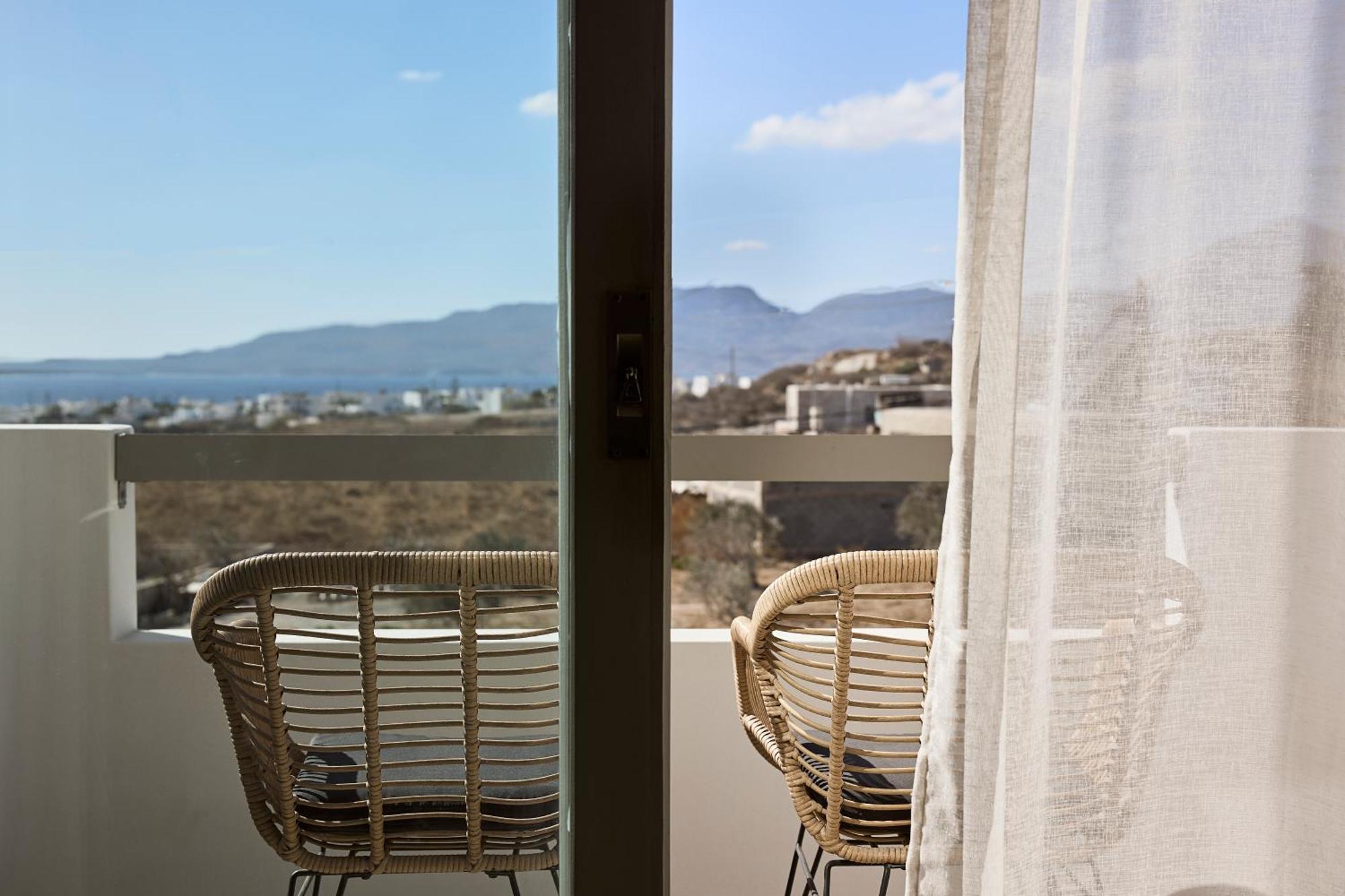 אדאמאס Kedros Milos Suites מראה חיצוני תמונה