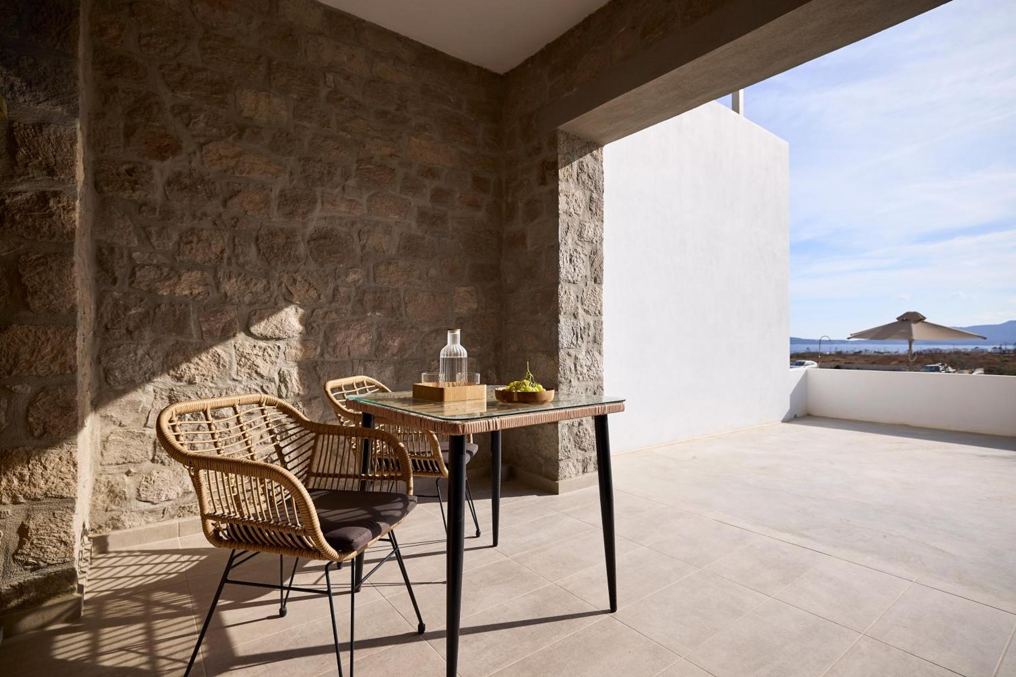 אדאמאס Kedros Milos Suites חדר תמונה