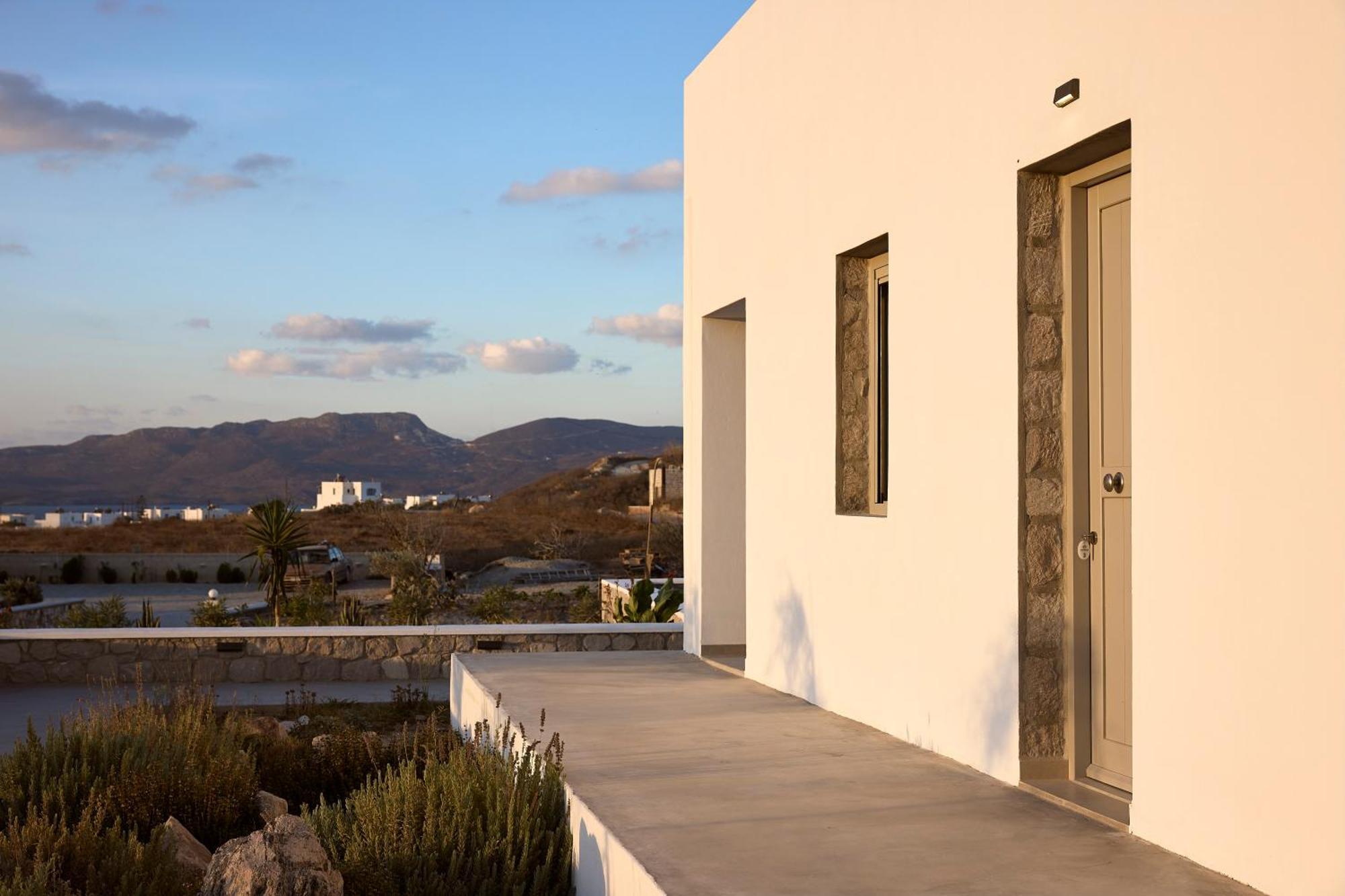 אדאמאס Kedros Milos Suites חדר תמונה