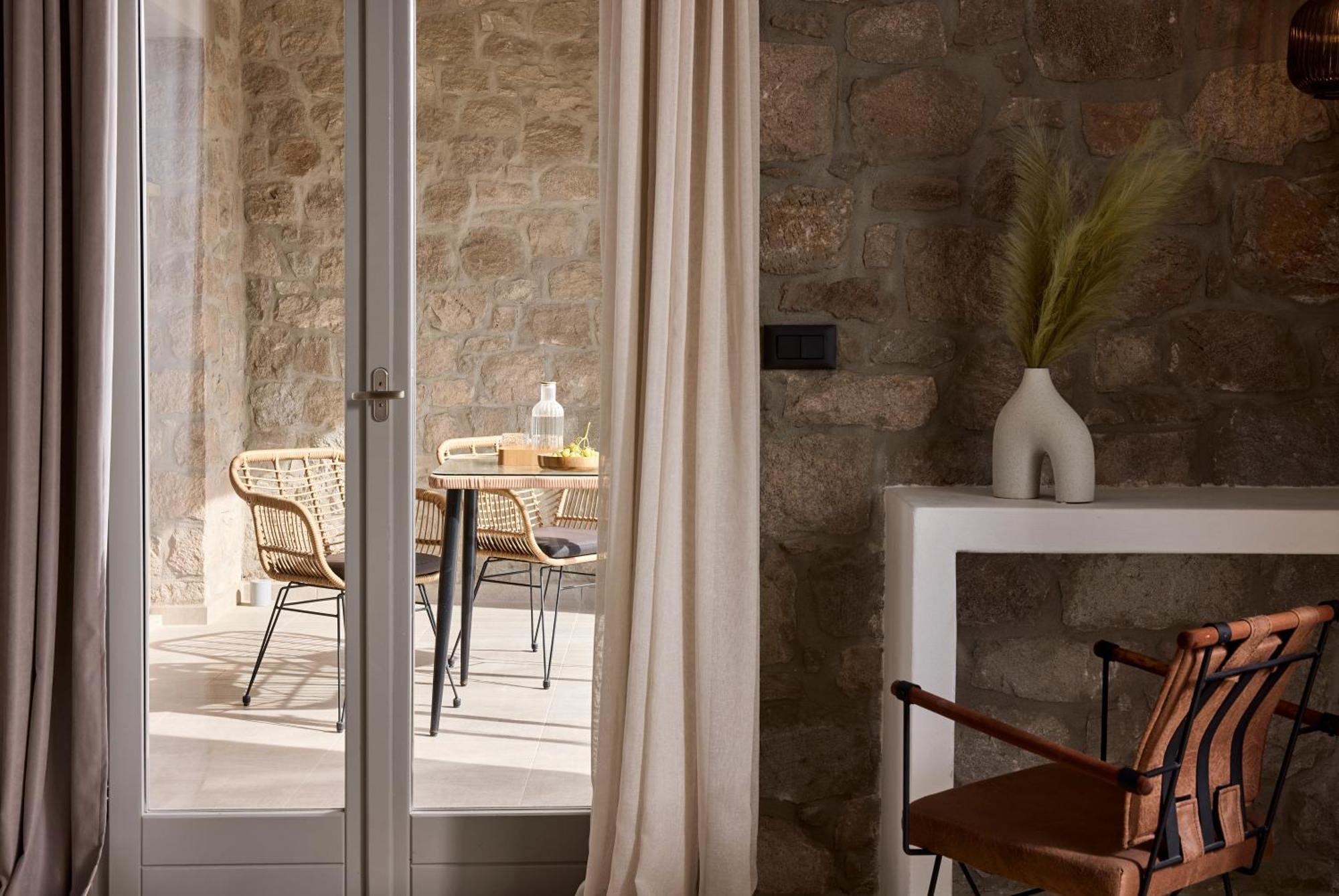 אדאמאס Kedros Milos Suites חדר תמונה