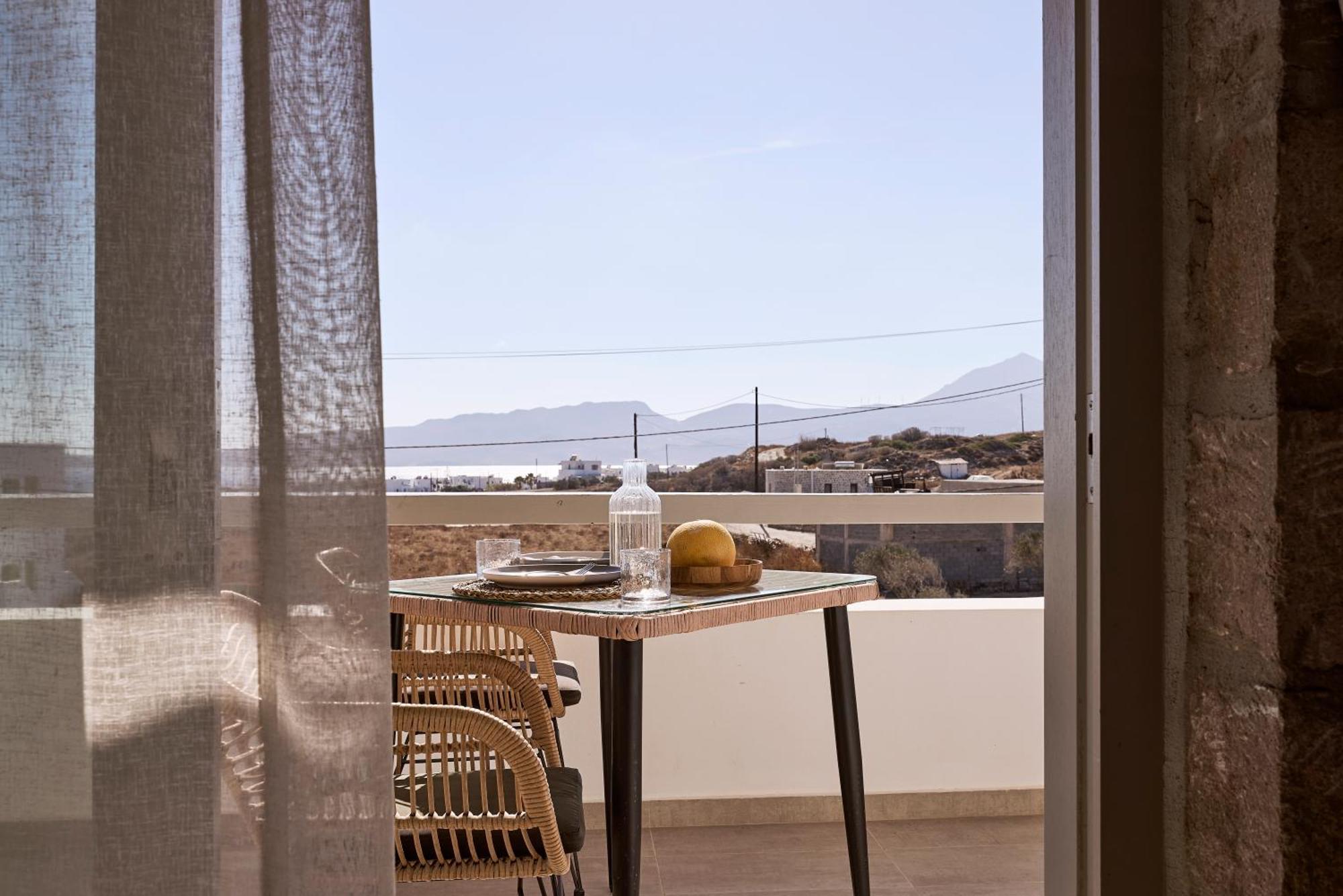 אדאמאס Kedros Milos Suites מראה חיצוני תמונה